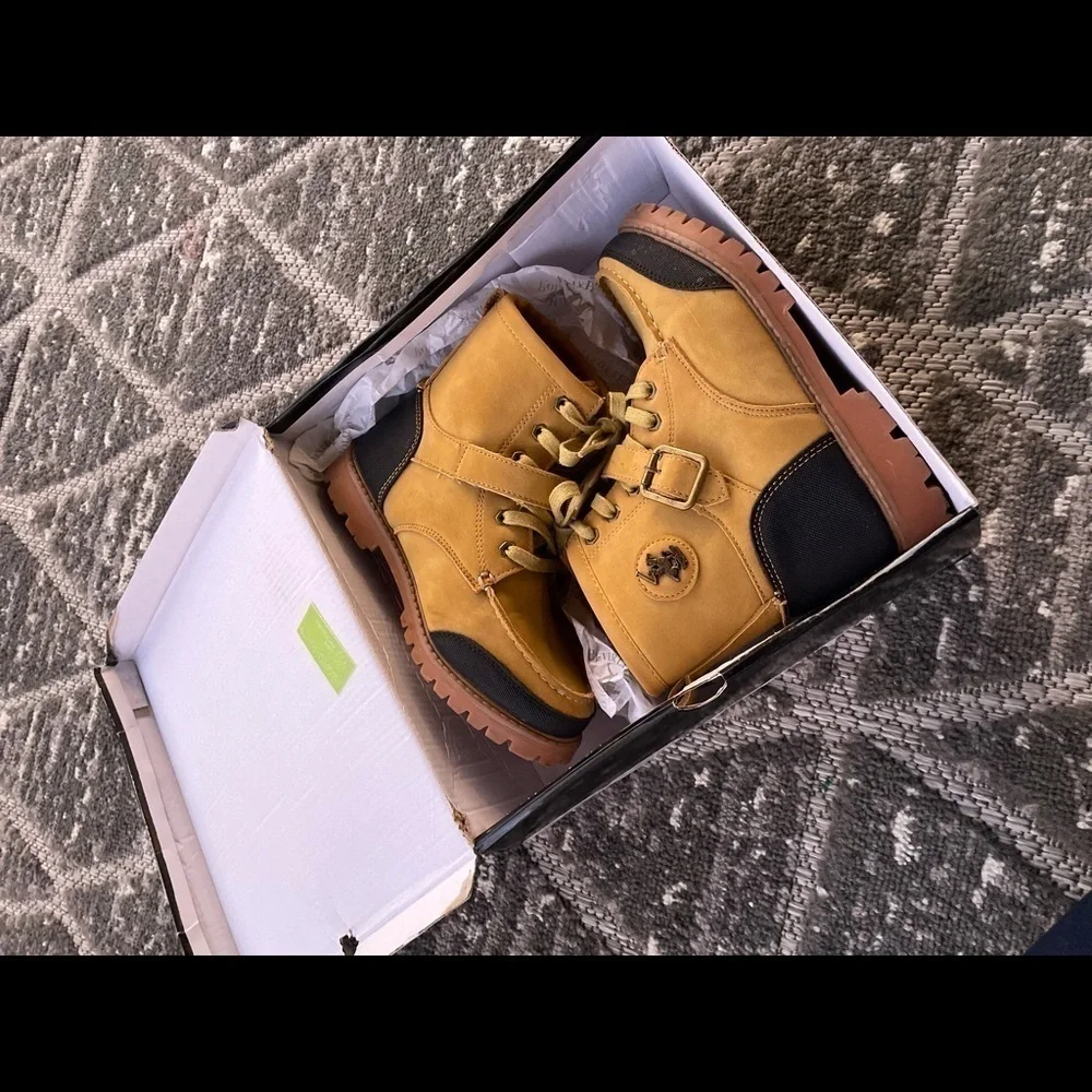 Girls Boots